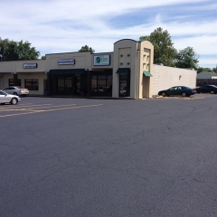 Glen Plaza